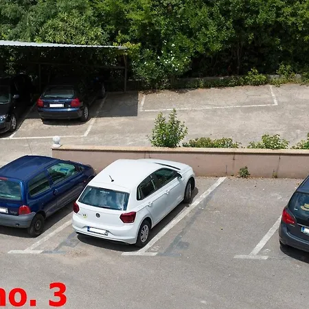 Adria With View דירה
